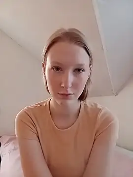 Snapshot of TanyaSavel chatting on 02/24/26, 09:18 TanyaSavel online show from 02/24/26, 09:18