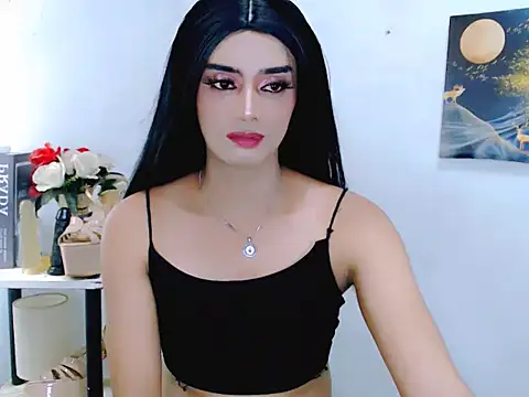 Queeny Cassandra online show from 04/14/26, 05:46