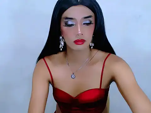 Queeny Cassandra online show from 05/04/26, 05:58