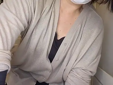 emi chan 7 online show from 05/16/26, 02:16