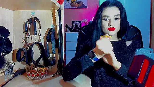 KristiTopxx online show from 10/22/25, 08:30