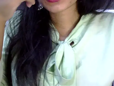 Neha Sharma2 online show from 04/01/26, 01:23