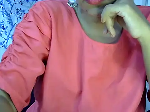 Snapshot of Neha_Sharma2 chatting on 06/11/26, 01:53 Neha Sharma2 online show from 06/11/26, 01:53
