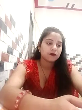 Snapshot of lovely-girl99 chatting on 03/10/26, 05:34 lovely-girl99 online show from 03/10/26, 05:34