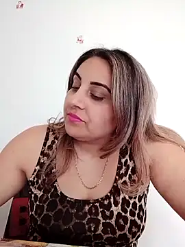 Snapshot of I_amXenox chatting on 03/03/26, 11:49 I amXenox online show from 03/03/26, 11:49