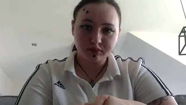 Snapshot of AriaWet chatting on 03/02/26, 11:39 AriaWet online show from 03/02/26, 11:39