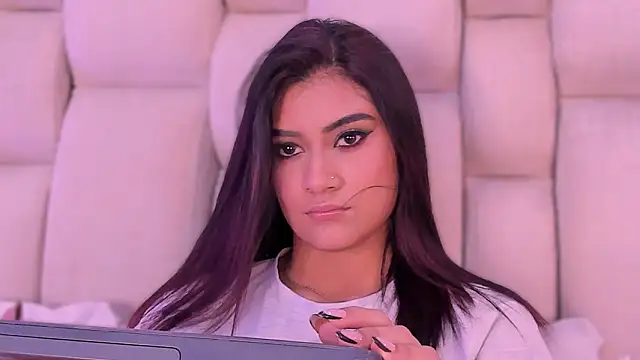 KatherineRuiz  online show from 03/15/26, 12:33