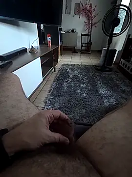 Snapshot of MemorableVector66 chatting on 03/02/26, 09:43 MemorableVector66 online show from 03/02/26, 09:43