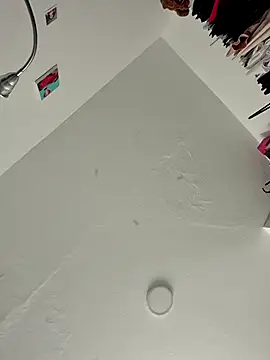 IrisBound online show from 04/18/26, 02:10