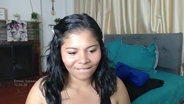 Snapshot of Emma_hassani chatting on 05/12/26, 06:49 Emma hassani online show from 05/12/26, 06:49
