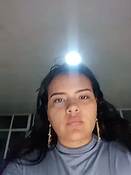 Snapshot of Emily_Rouse23 chatting on 05/17/26, 04:43 Emily Rouse23 online show from 05/17/26, 04:43