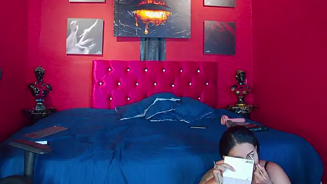 Luna Dante fox online show from 03/22/26, 03:26