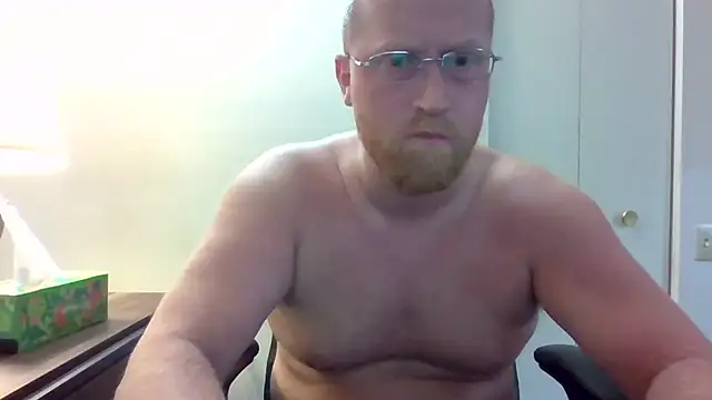 tytheexhibionist online show from 05/12/26, 10:18