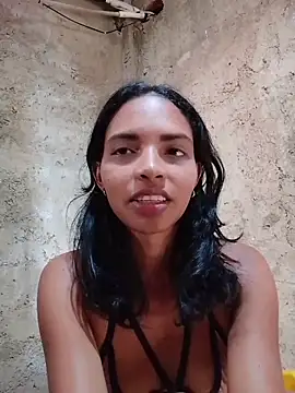 Snapshot of valentina_gomez1 chatting on 06/27/26, 12:22 valentina gomez1 online show from 06/27/26, 12:22