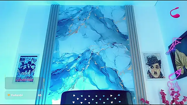 madison mujica  online show from 04/09/26, 11:15