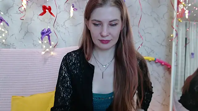 Snapshot of loveslovesflowers chatting on 03/04/26, 04:57 loveslovesflowers online show from 03/04/26, 04:57