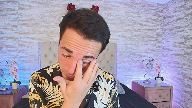 Adams Sanz online show from 04/15/26, 07:58