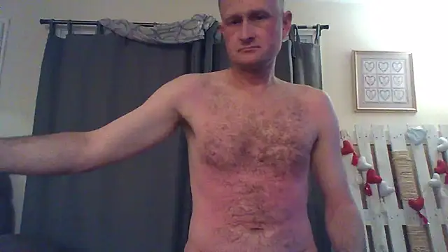 Snapshot of Thomasallen04 chatting on 03/04/26, 12:38 Thomasallen04 online show from 03/04/26, 12:38