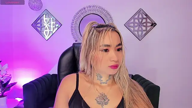 mystic nova  online show from 06/04/26, 11:16