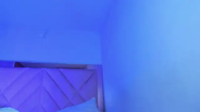 Alanah connory online show from 04/25/26, 01:41