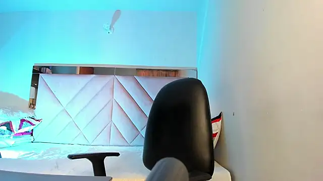Alanah connory online show from 05/22/26, 06:57