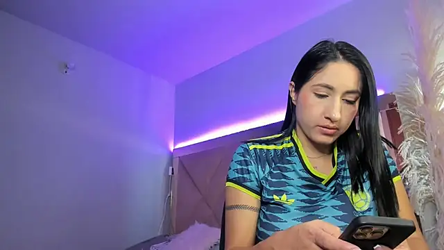 Alanah connory online show from 07/07/26, 03:27