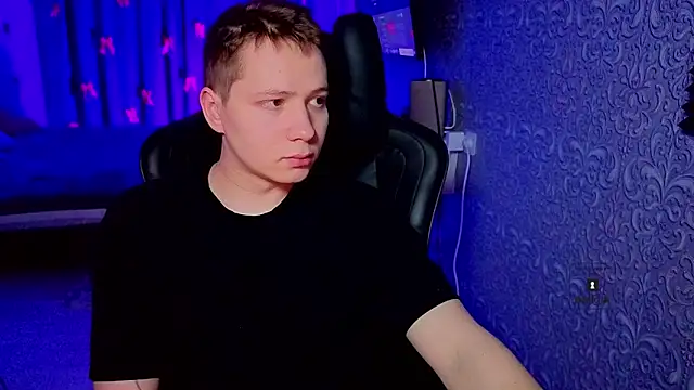 Snapshot of Karl_Night_ chatting on 03/03/26, 05:19 Karl Night online show from 03/03/26, 05:19