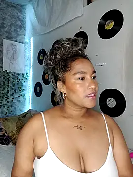 medusafox  online show from 04/07/26, 03:40