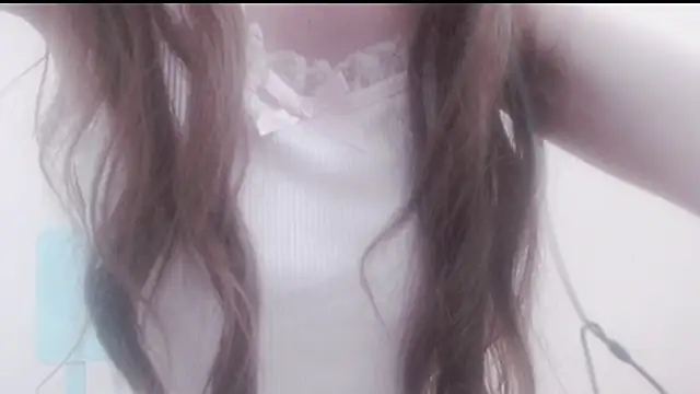 vanillemilk online show from 06/25/26, 07:18