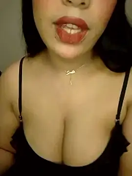 madleen Mm online show from 06/01/26, 12:07