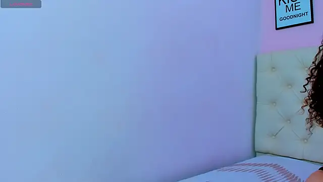 CassieBooker online show from 03/04/26, 09:32