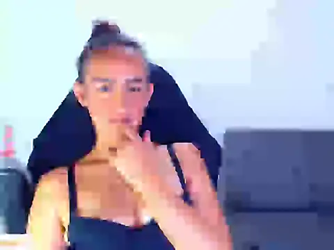 Snapshot of dreamgirlxxx1 chatting on 03/03/26, 06:14 dreamgirlxxx1 online show from 03/03/26, 06:14