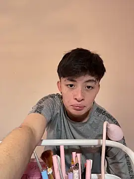 Tomnico 19 online show from 04/01/26, 05:54