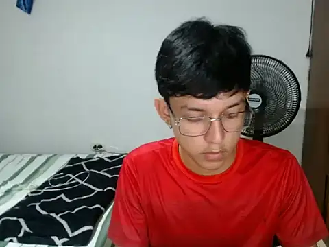 Snapshot of cute_jisus chatting on 03/03/26, 11:43 cute jisus online show from 03/03/26, 11:43