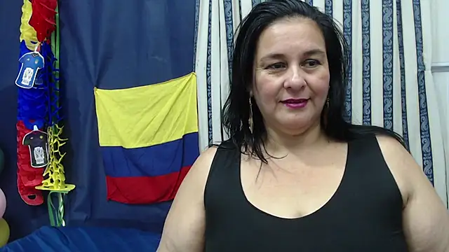 Sharlot curvy online show from 06/21/26, 11:40