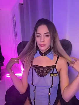 Snapshot of miley_saens chatting on 02/26/26, 07:29 miley saens online show from 02/26/26, 07:29