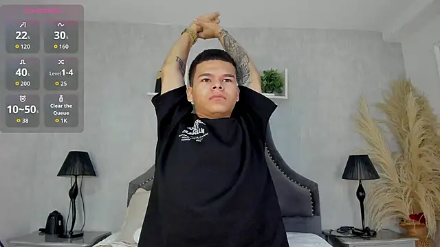 DylanRoyce  online show from 05/31/26, 12:34