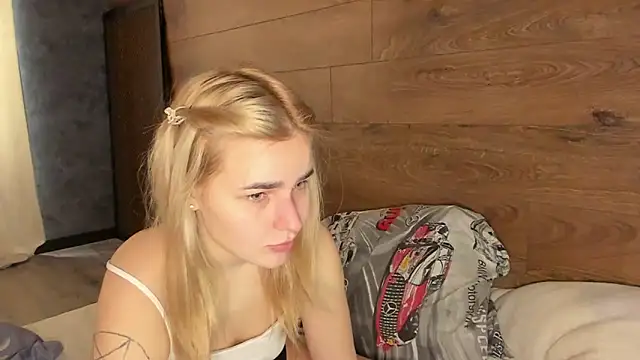 AmmyLuu online show from 04/10/26, 11:26