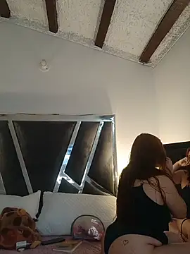 curvy samantta online show from 03/14/26, 07:19