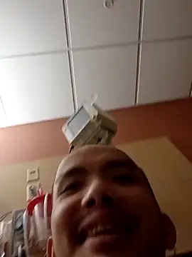 ken878997 online show from 02/26/26, 12:09