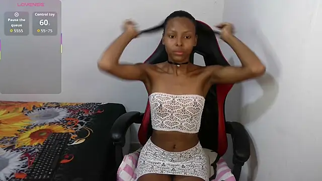 Dulce camx online show from 04/19/26, 04:12