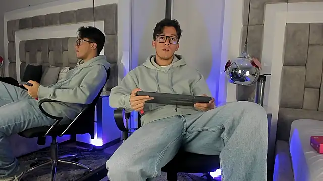 Snapshot of Austin_Reedss chatting on 02/28/26, 12:17 Austin Reedss online show from 02/28/26, 12:17