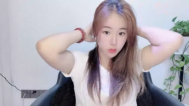Baixi-01 online show from 05/17/26, 12:34