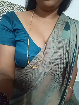 Snapshot of Raksitha_kannada chatting on 07/31/26, 04:17 Raksitha kannada online show from 07/31/26, 04:17
