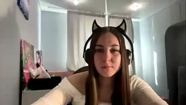 SheryllPickrel online show from 03/15/26, 10:43