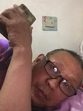 yaocaobi8 online show from 04/11/26, 01:15