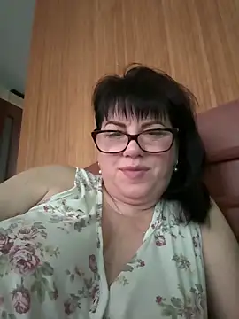 expensive lady online show from 03/28/26, 08:14