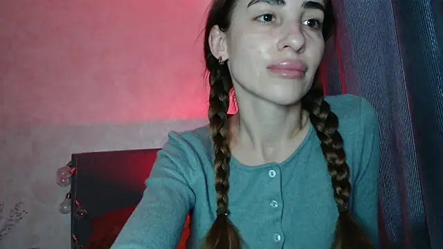 Snapshot of Nora_Sweet1 chatting on 02/24/26, 12:14 Nora Sweet1 online show from 02/24/26, 12:14