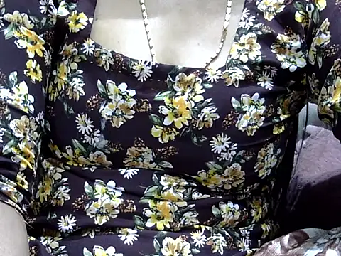 HOTY SAPNA02sCyOz9QcTD online show from 04/10/26, 03:17