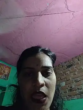 Snapshot of Poonam_bhoji chatting on 05/21/26, 04:25 Poonam bhoji online show from 05/21/26, 04:25